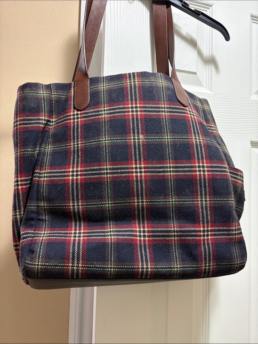 Plaid Tote Bag with Brown Handles